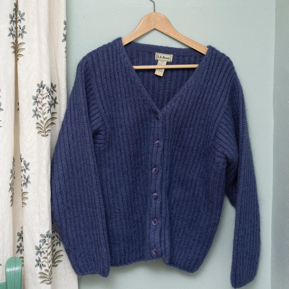 vintage 90s LL Bean wool cardigan, size M fishermancore sweater
